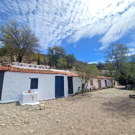 Mountain Hostel&house La Isa By Rose Vandrarhem
